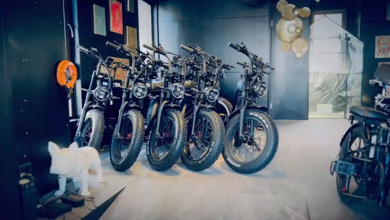 TOMASSTREET | 都会の覇者となる E-BIKE・アシスト自転車専門店
